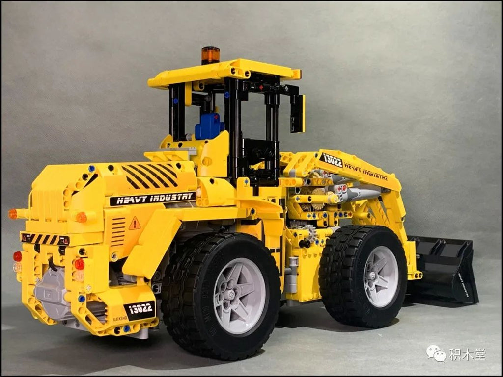 Mould King 13122 Bulldozer
