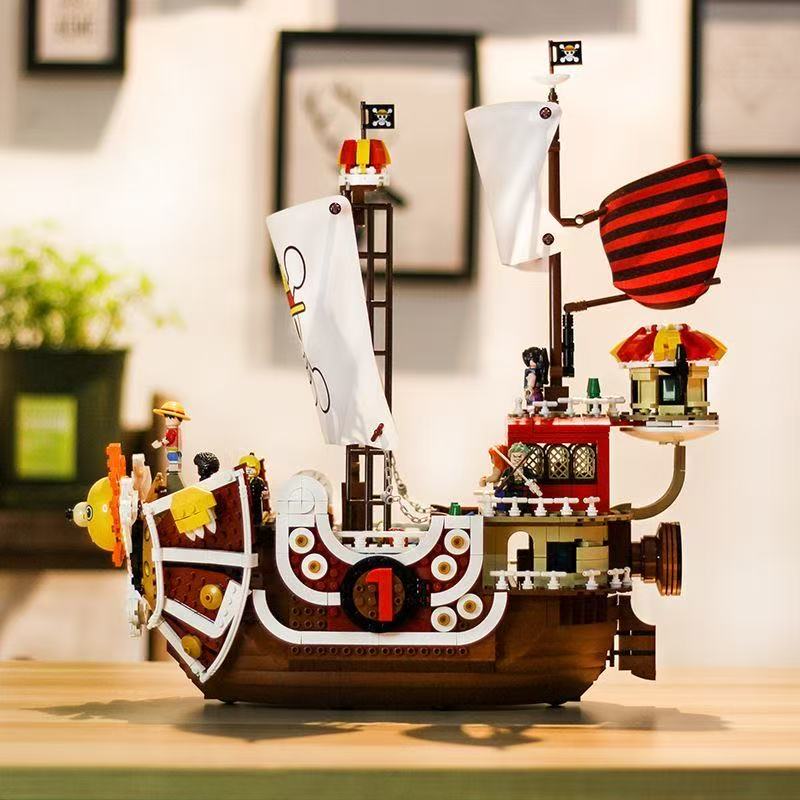 (Ship from US warehouse) 1484PCS 6298 The THOUSAND SUNNY Pirate Ship
