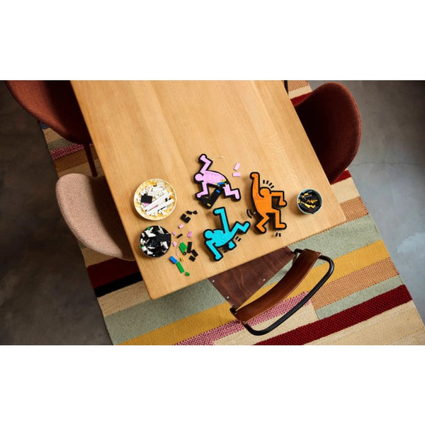 1773 pcs Keith Haring - Dancing Figures – Joy Bricks