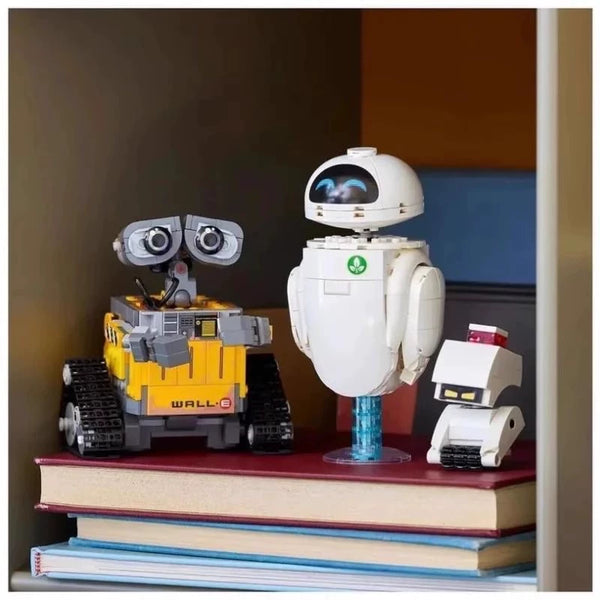 811 pcs Wall·E & Eve – Joy Bricks