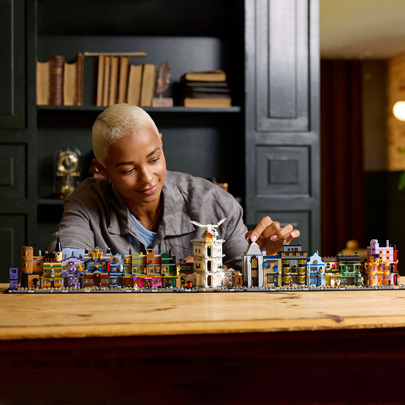 2750 pcs Diagon Alley Wizarding Shops
