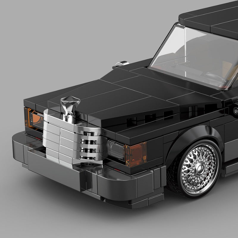 627 pcs PB8827 Back To Future Future Royal