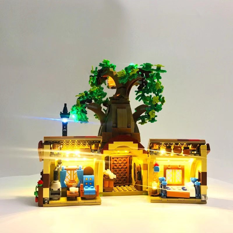 1265PCS 19043 Winnie the Pooh Tree House - 19043+LED