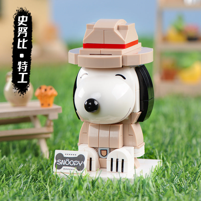 S004 Peanuts Snoopy – Joy Bricks