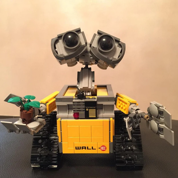 Wall-E Disney Pixar Robot 21303 Ideas Creator Series 687Pcs