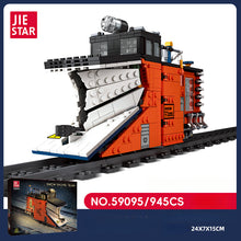 945pcs JIESTAR 59095 Snow Shovel Train