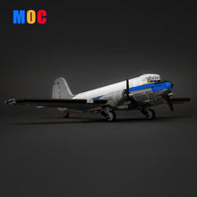 (Gobricks version) 893PCS MOC-132701 A04a - Douglas DC-3 Lufthansa 1:50 - Ultimate Air- & Spacecraft Collection