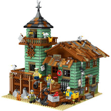 2049pcs The Old Fishing Store 21310
