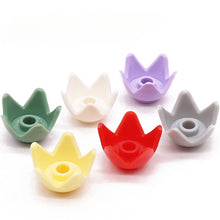 20pcs 39262 Eadgear Crown Eggshell with 5 Points and Center Stud