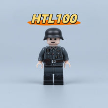HTL100-104 World War II Defense Artillery Soldier Minifigures