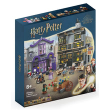 744 pcs Ollivanders & Madam Malkin's Robes