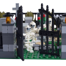 Tombstone burial chamber grave skull