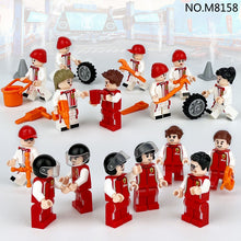 M8158 16 Racer Athletes Minifigures