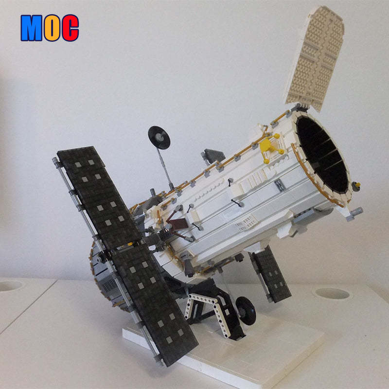 5027PCS MOC-75987 Hubble Space Telescope