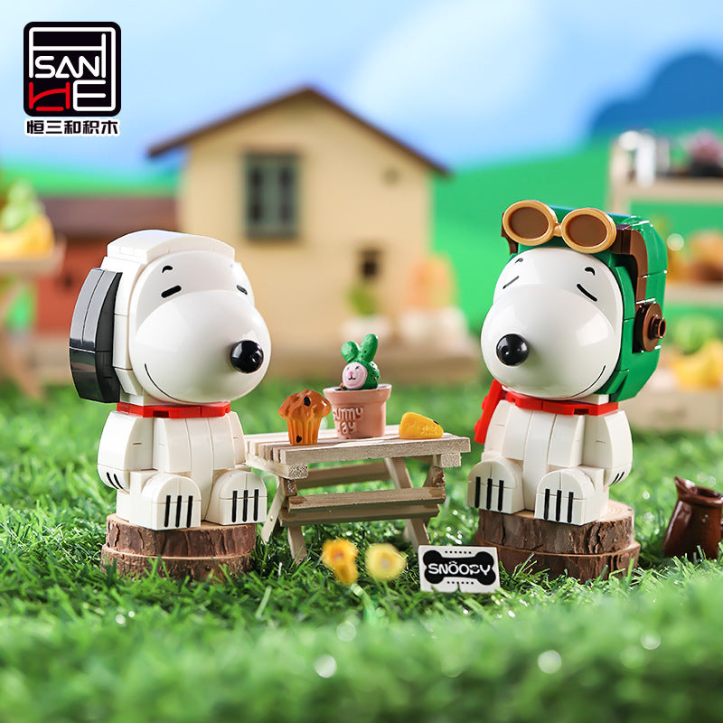 S004 Peanuts Snoopy – Joy Bricks