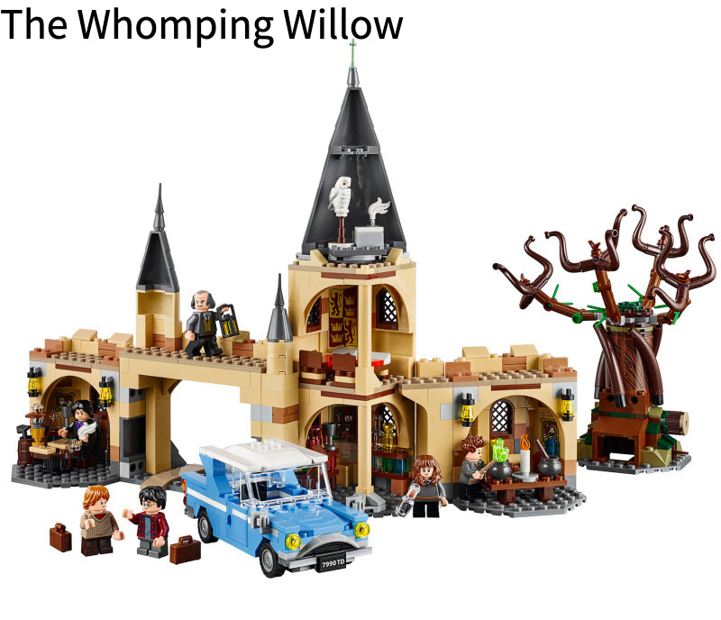 878pcs Great Hall House & 753pcs The Whomping Willow Harry Potter