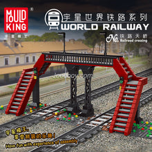 655PCS MOULDKING 12008 Railroad Crossing
