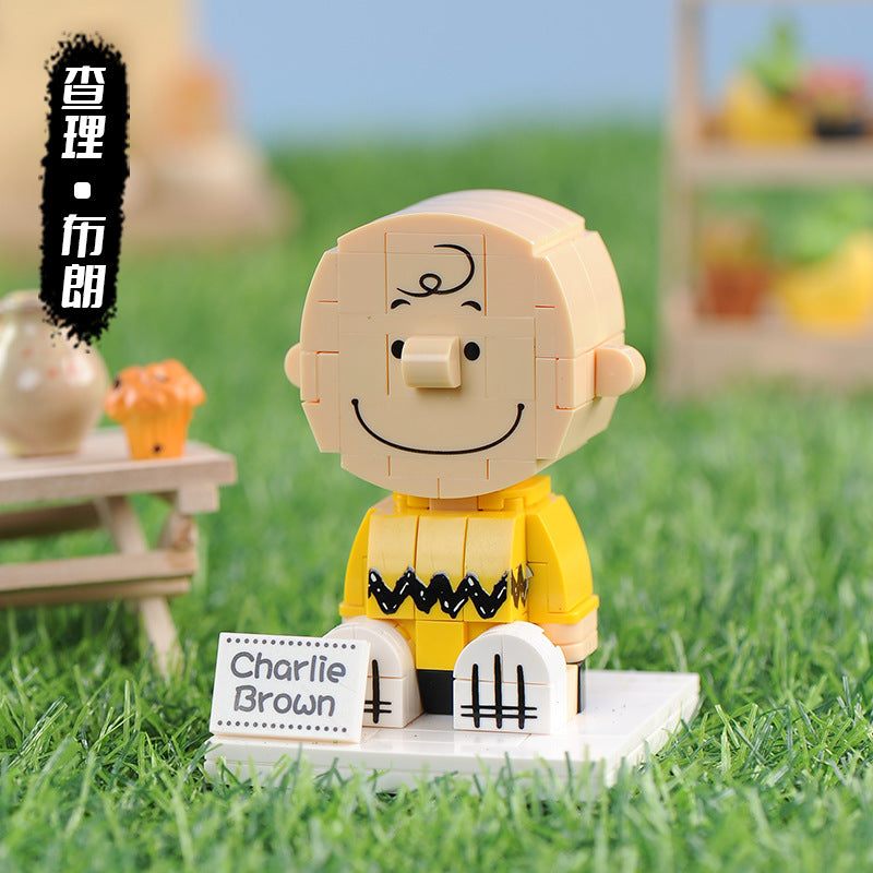 S004 Peanuts Snoopy – Joy Bricks