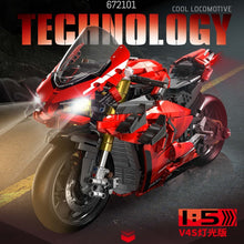 2129PCS PANLOS 672101 DUCATI V4S Motorcycle