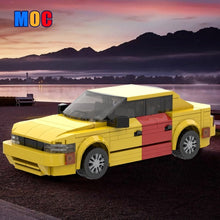 (Gobricks version) 200pcs+ MOC The coquettish lawyer Saul's little yellow car was